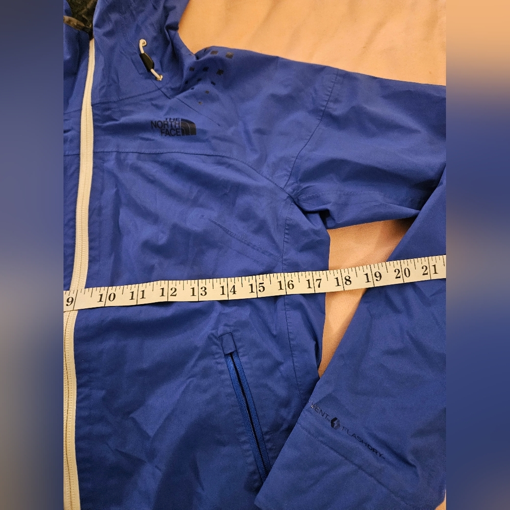 The North Face Women Vent Flash Dry Blue Hooded Rain Jacket with‎ White Zipper - Picture 2 of 5